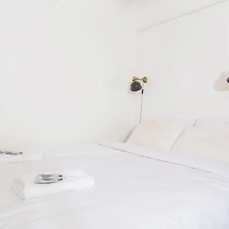 Cozy 1-bedroom On Rue Desnouettes - Perfect For 2024 Olympics *