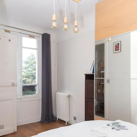 Cozy 1-bedroom On Rue Desnouettes - Perfect For 2024 Olympics Apartment